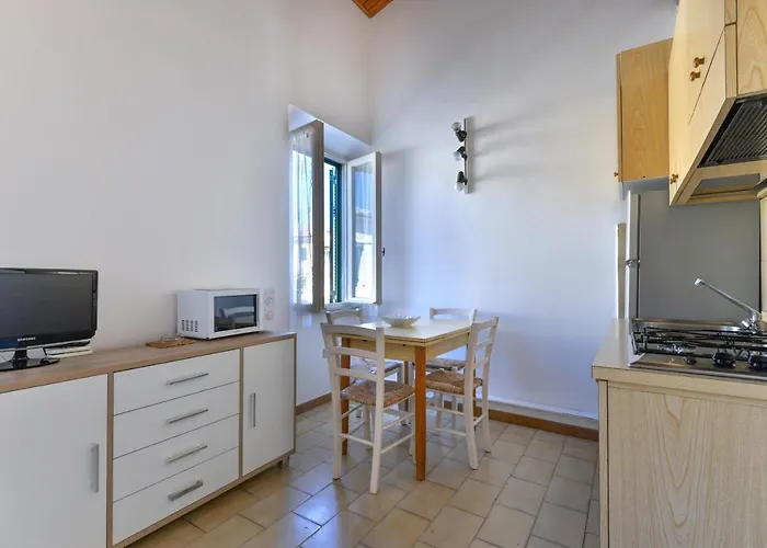 Il Quadrifoglio 3 Procchio (Isola d'Elba)